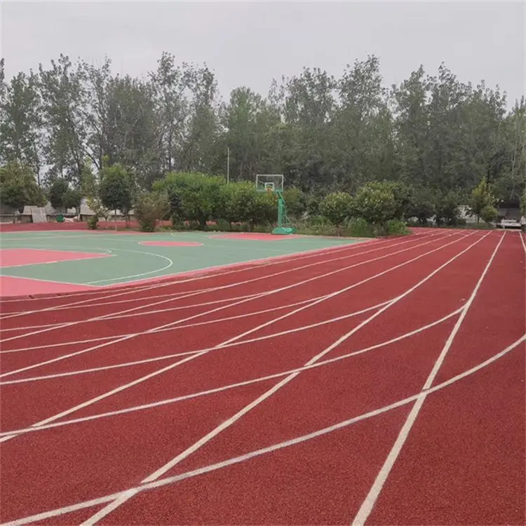 “迷彩绿”情暖深山“红领巾”筑梦未来(图1)